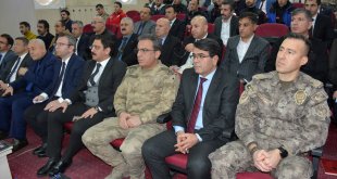 Hakkari'de olası bir depreme karşı alınacak önlemler konuşuldu