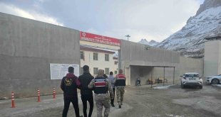 Ağrı'da 3 firari yakalandı