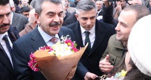 Milli Eğitim Bakanı Tekin, Erzurum'da seçim koordinasyon merkezi açılışına katıldı