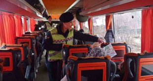Elazığ'da yolculara trafik eğitimi verildi