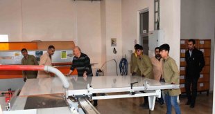 Bitlis'teki meslek lisesi öğrencilerinden milyonluk üretim