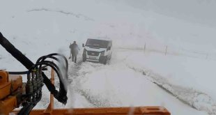 Muş'ta mahsur kalan 90 kişi kurtarıldı