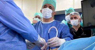 Erzurum'da düzenlenen "kapalı yöntemle yemek borusu ameliyatı" eğitimi sona erdi