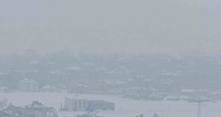 Yüksekova'da uçak seferlerine sis engeli