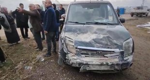 Ağrı'da kontrolden çıkan araç duvara çarptı