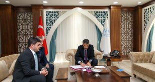 Hakkarili iş insanı 10 bin 746 metrekarelik arazisini eğitim için bağışladı