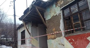 Hozat'taki metruk yapılar yıkılacak