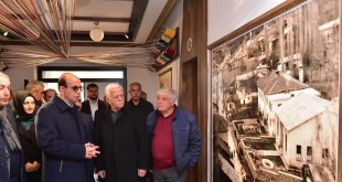 Yeşilyurt adayı Prof. Dr. İlhan Geçit, esnafla bir araya geldi