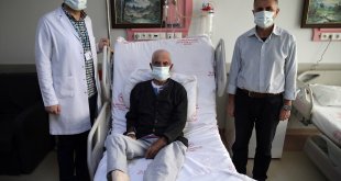 Lösemi teşhisi konan 94 yaşındaki hasta tedavisinin ardından taburcu edildi