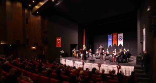 Van'da Türk sanat müziği konseri düzenlendi