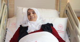 Erzurum'da kalp kapak deliği ameliyatsız kapatılan yaşlı kadın sağlığına kavuştu