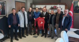 Çakmur, Buz Pateni yöneticilerini kabul etti