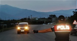 Erzincan'da son 1 haftada toplam 28 yıl 2 ay 1 gün kesinleşmiş hapis cezası olan 13 aranan şahıs yakalandı