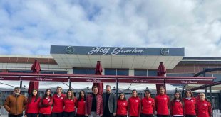 Ağrı'da kız futbol takımına destek