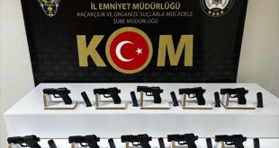 Elazığ'da silah ticareti yaptığı iddiasıyla 3 şüpheli yakalandı