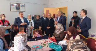 AK Parti Muş Milletvekili Şimşek, Malazgirt'te kadınlarının gününü kutladı