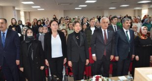 Muş'ta "8 Mart Dünya Kadınlar Günü" etkinliği düzenlendi