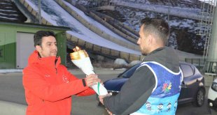 2023 Kış Deaflympics'in meşale ateşi Palandöken'de yandı