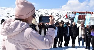 Bitlis'te '3. Kar Festivali' düzenlendi