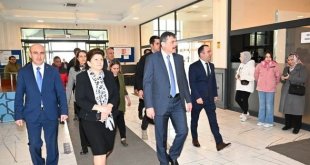 Vali Çiftçi'den gezici kütüphane talimatı