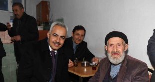 Başkan Adayı Çelebi'nin İzani dedeyle sohbeti yürek ısıttı