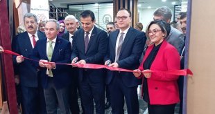 Ersander'in 'Anadolu'da Kadın' sergisi açıldı