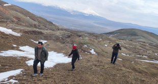 Malezyalı dağcılar, Nuh'un Gemisinin izi olduğu iddia edilen bölgeyi ziyaret etti