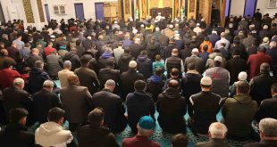 İlk teravih namazında camiler doldu