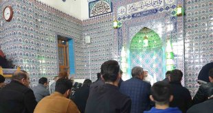 Başkale'de Ramazan ayının ilk teravih namazı kılındı