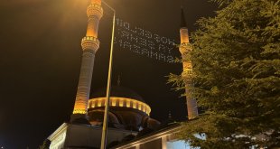 Deprem bölgesinde ilk teravih namazı kılındı