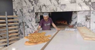 Malazgirt'te Ramazan pidelerine yoğun ilgi