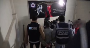 Erzincan'da nitelikli yağma suçundan 4 kişi tutuklandı
