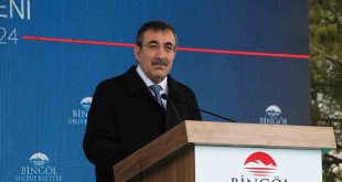 Cumhurbaşkanı Yardımcısı Yılmaz: "Bingöl Üniversitesi arı ve arı ürünleri alanında ihtisaslaşan, uzmanlaşan tek üniversitemizdir"