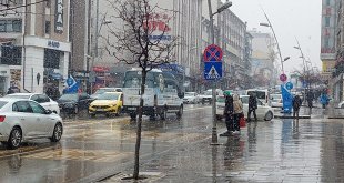Erzurum'a kar yağışı sürprizi