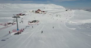 Bingöl'deki Hesarek Kayak Merkezinde sezon kapanıyor