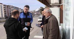 Bitlis'te emniyet görevlilerince vatandaşlar dolandırıcılık hakkında bilgilendirildi