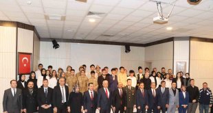 Oltu'da Çanakkale zaferi etkinliği