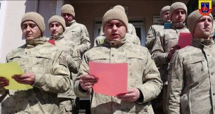 Türkiye-İran sınırında görevli askerler çocukların mektubuyla duygulandı