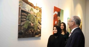 Eğitim Fakültesi öğrencilerinden resim sergisi