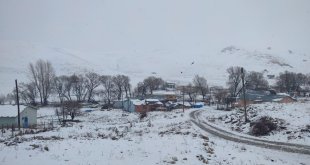 Erzurum'a kış geri geldi