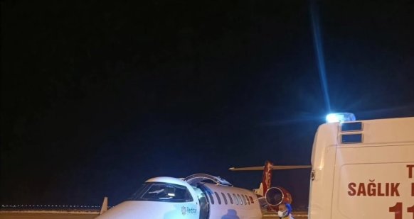 Kalp hastası bebek ambulans uçakla İstanbul'a sevk edildi