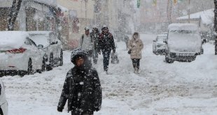 Bingöl'de kar nedeniyle 236 yerleşim yerine ulaşım sağlanamıyor