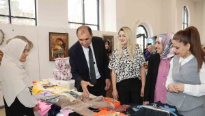 Kadınların el emeği göz nuru ürünleri sergilendi