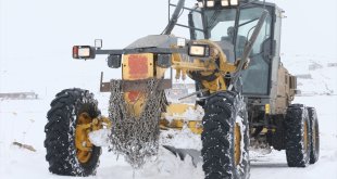 Erzurum ve Kars'ta 594 yerleşim yerine ulaşım sağlanamıyor