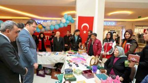 "Yaşlılarımızın El Emeği" sergisi açıldı