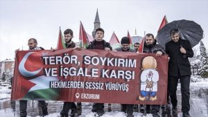 Sağlıkçılar Gazze için sessiz yürüyüşlerini sürdürüyor