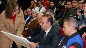 Bakan Kacır: "Ne yapıyorsak, kalbine, Türk gençliğini, Teknofest kuşağını koyuyoruz"