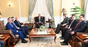 Sanayi ve Teknoloji Bakanı Kacır, Erzurum'da ziyaretlerde bulundu