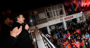 Cumhurbaşkanı Yardımcısı Cevdet Yılmaz, Ahlat'ta vatandaşlara hitap etti: