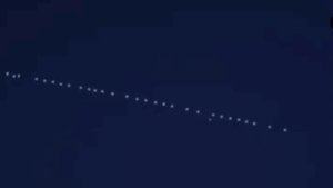 Elon Musk'ın Starlink uyduları Erciş semalarında görüldü